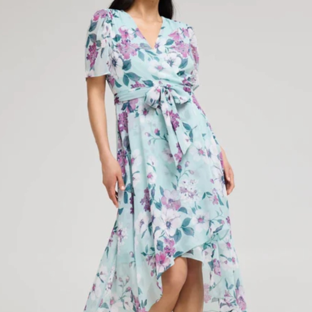 Elegant yet casual Floral Print Cross-Front High-Low Midi Dress